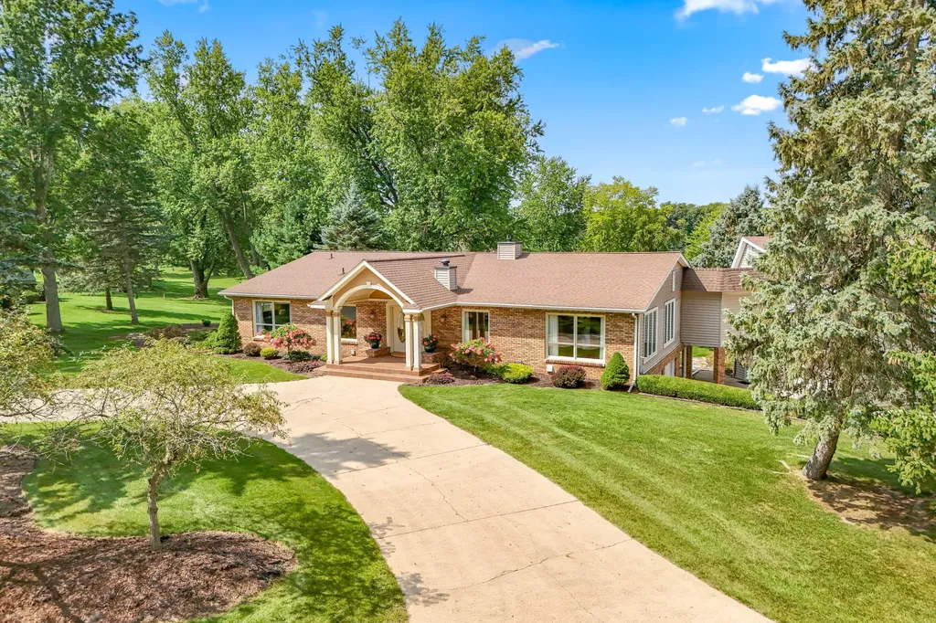686 Leonard Drive Coldwater City MI 49036