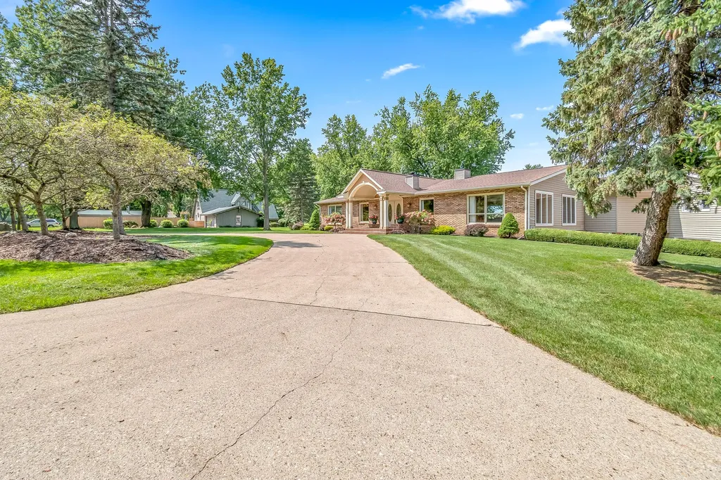 686 Leonard Drive Coldwater City MI 49036