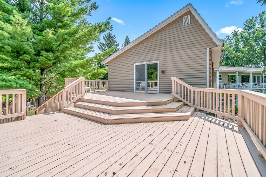 686 Leonard Drive Coldwater City MI 49036