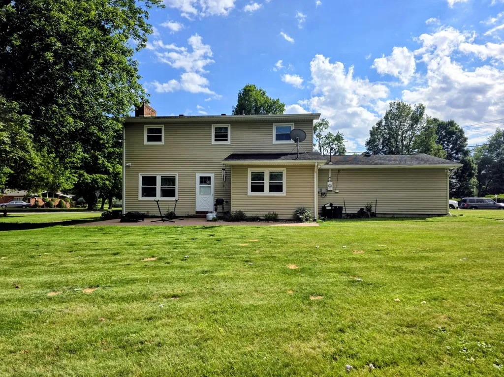 74 Carlyle Avenue Coldwater City MI 49036