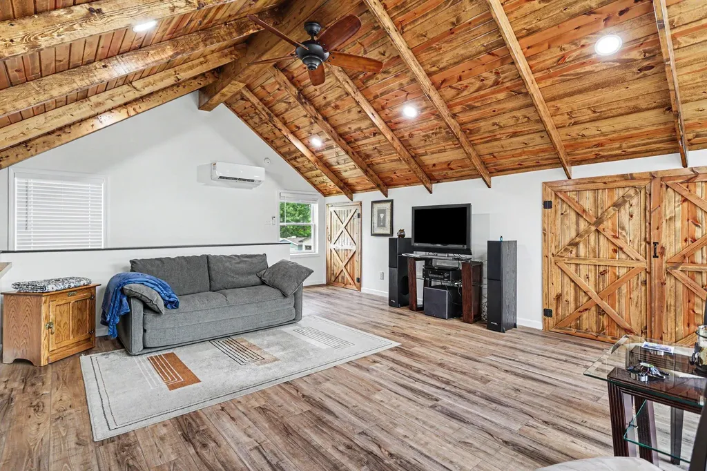 703 Lake Drive Ovid Township MI 49036