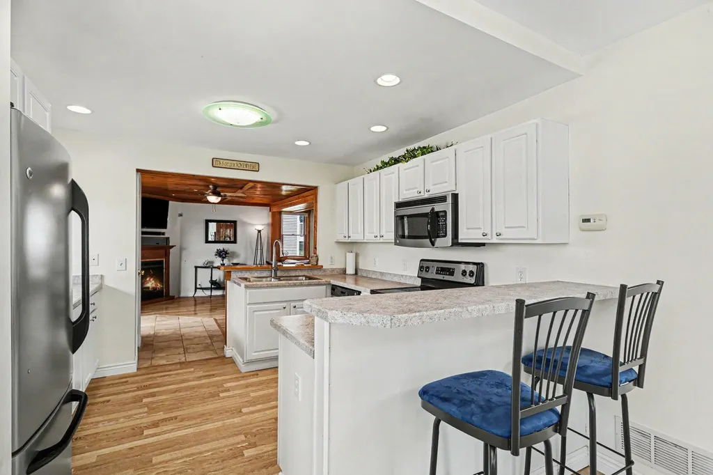 703 Lake Drive Ovid Township MI 49036