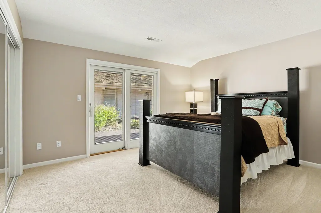 564 Lake Drive Ovid Township MI 49036