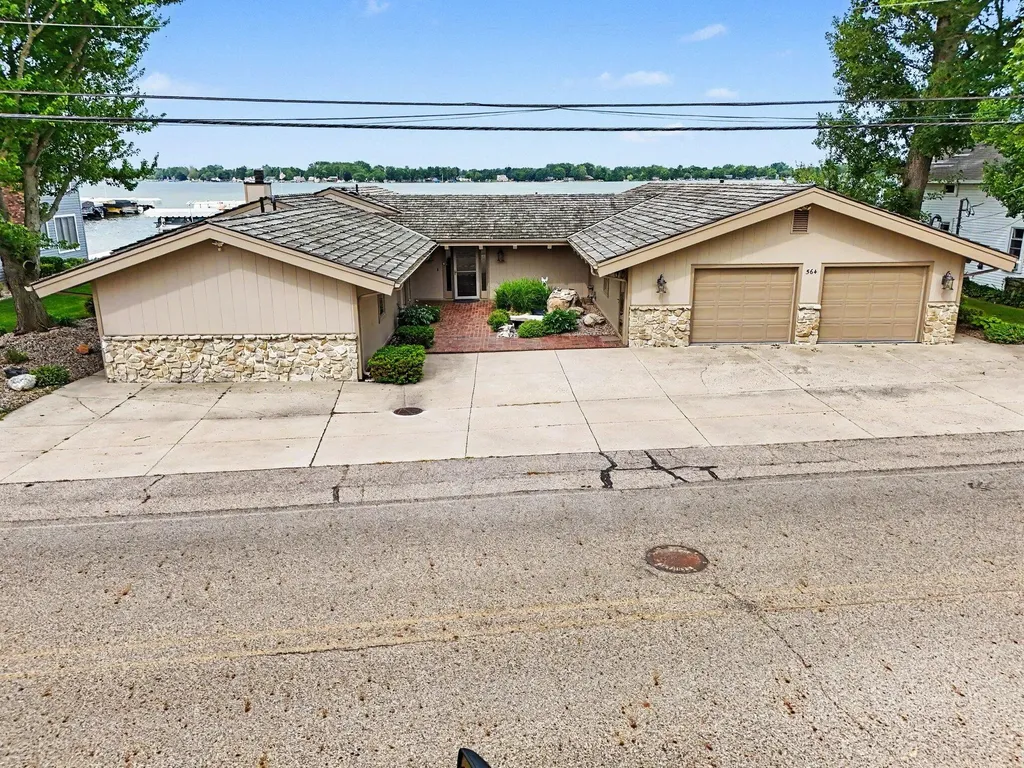 564 Lake Drive Ovid Township MI 49036