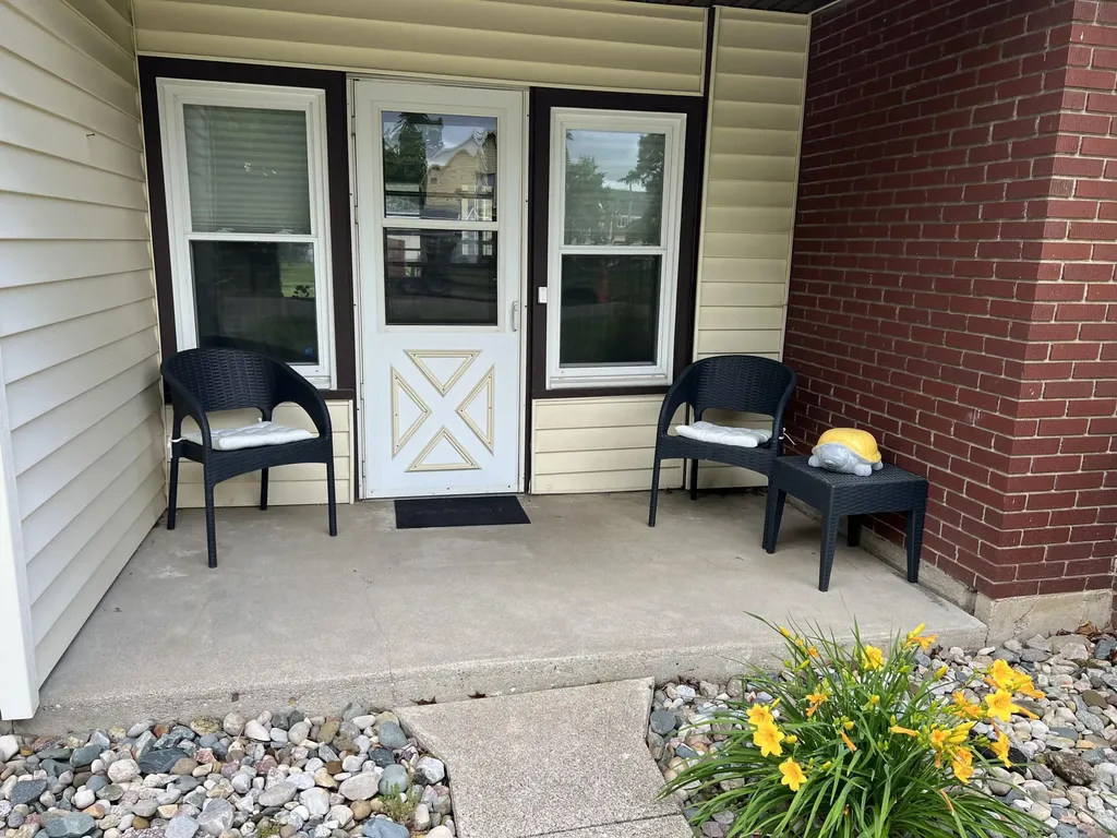 10 Fairfield Drive Coldwater City MI 49036