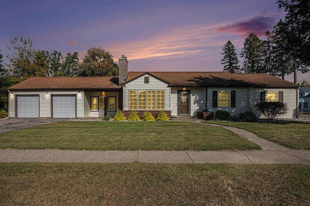 10 Fairfield Drive Coldwater City MI 49036