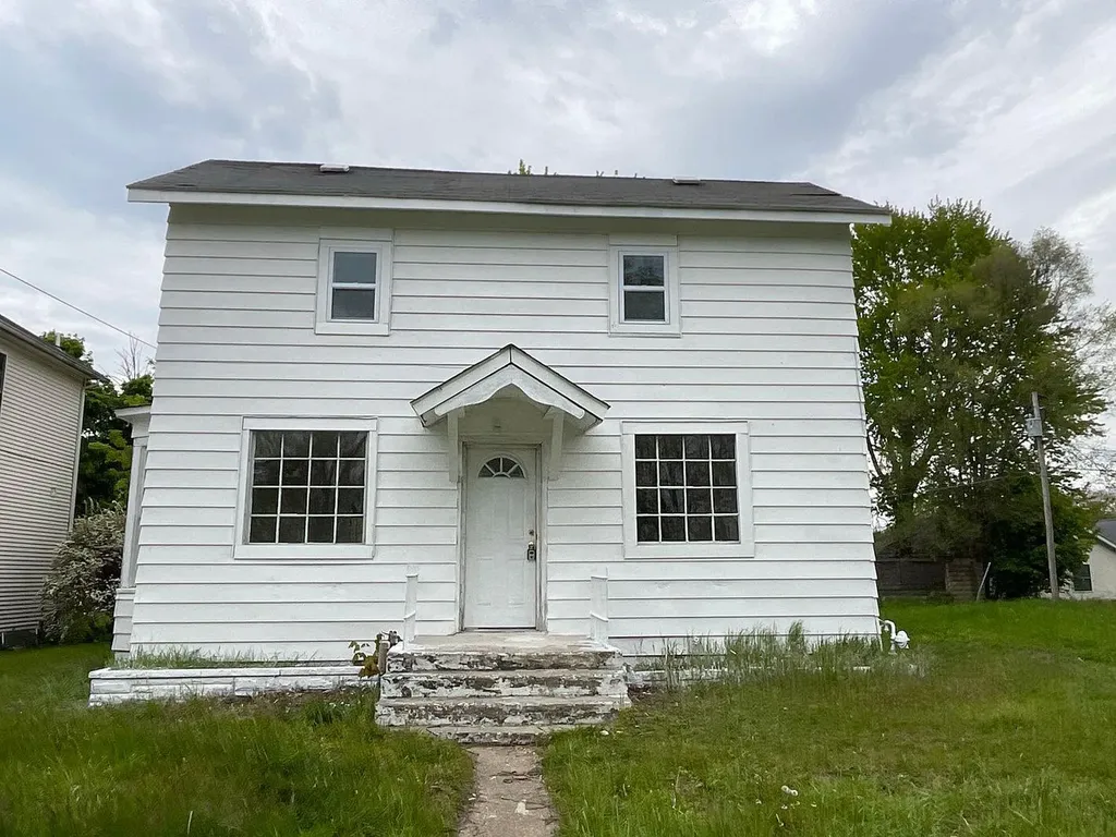255 High Street Benton Harbor City MI 49022