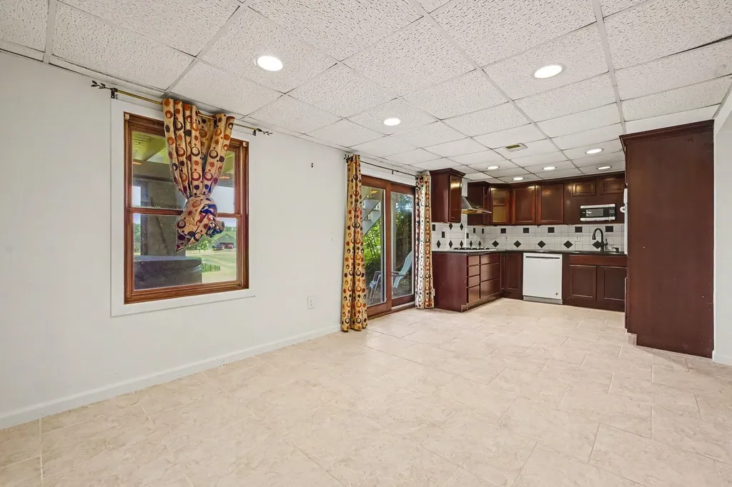 14 Blue Stone Ridge Newton Township MI 49014
