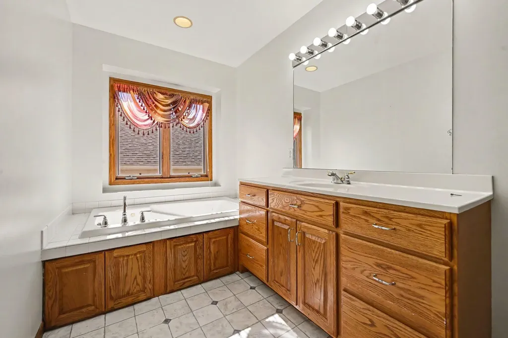 14 Blue Stone Ridge Newton Township MI 49014