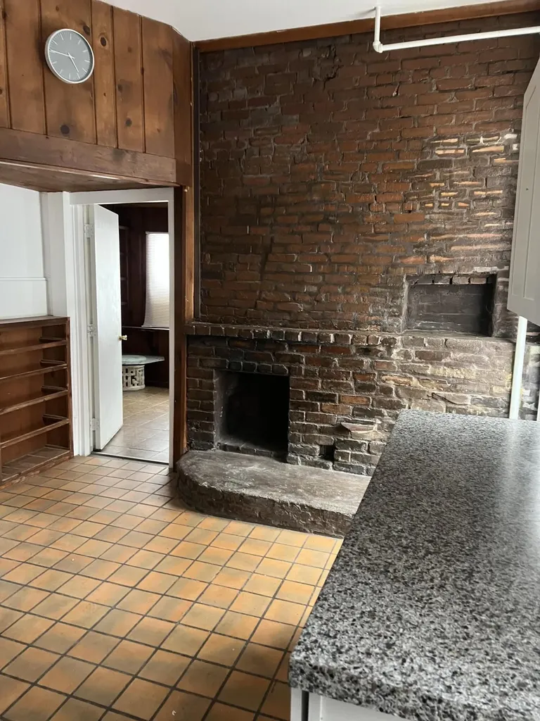 173 Capital Avenue NE Battle Creek City MI 49017