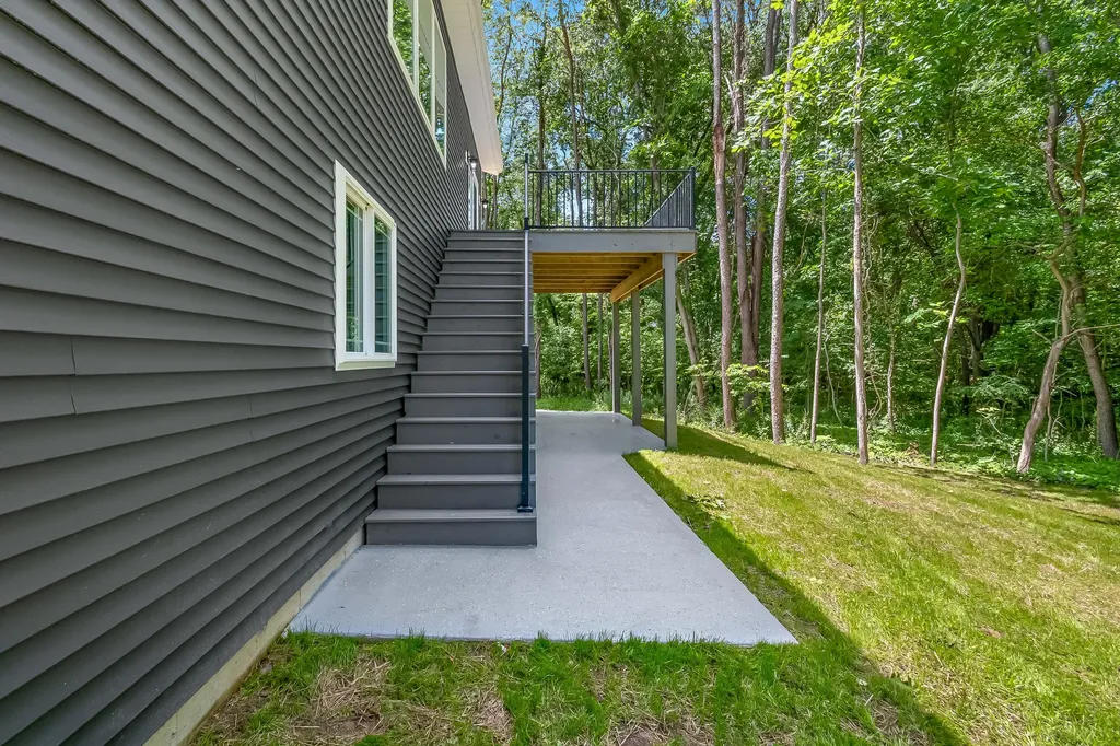79 Arapaho Trail Coldwater City MI 49036