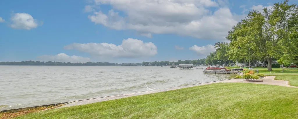 873 Driftwood Lane Quincy Township MI 49082