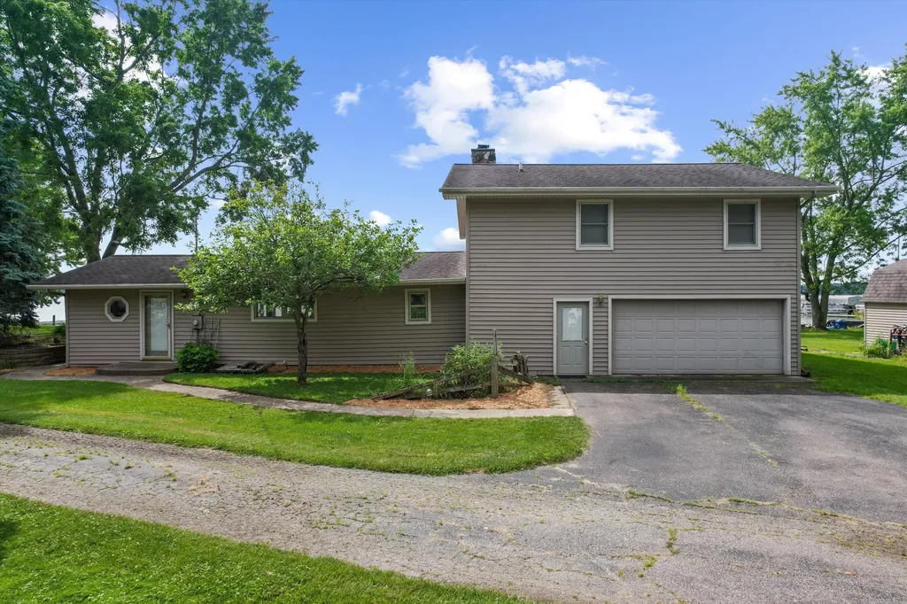 873 Driftwood Lane Quincy Township MI 49082