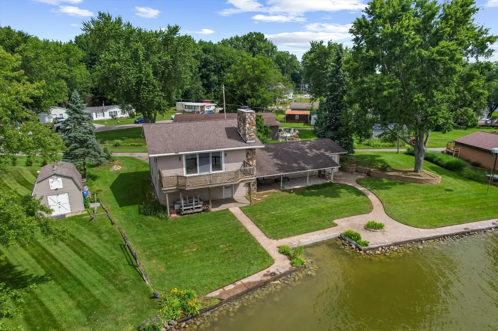 873 Driftwood Lane Quincy Township MI 49082