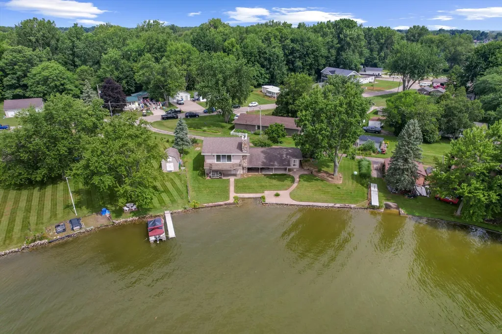 873 Driftwood Lane Quincy Township MI 49082