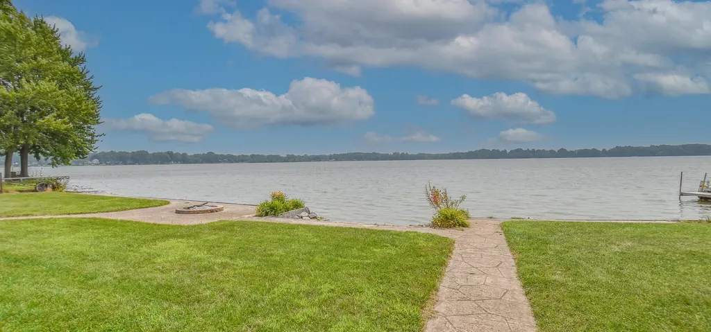 873 Driftwood Lane Quincy Township MI 49082