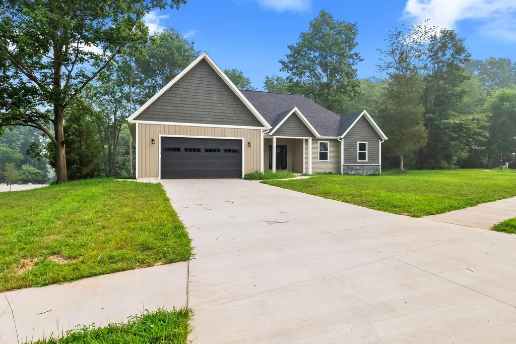 64 Arapaho Trail Coldwater City MI 49036