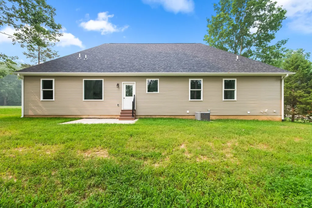 64 Arapaho Trail Coldwater City MI 49036