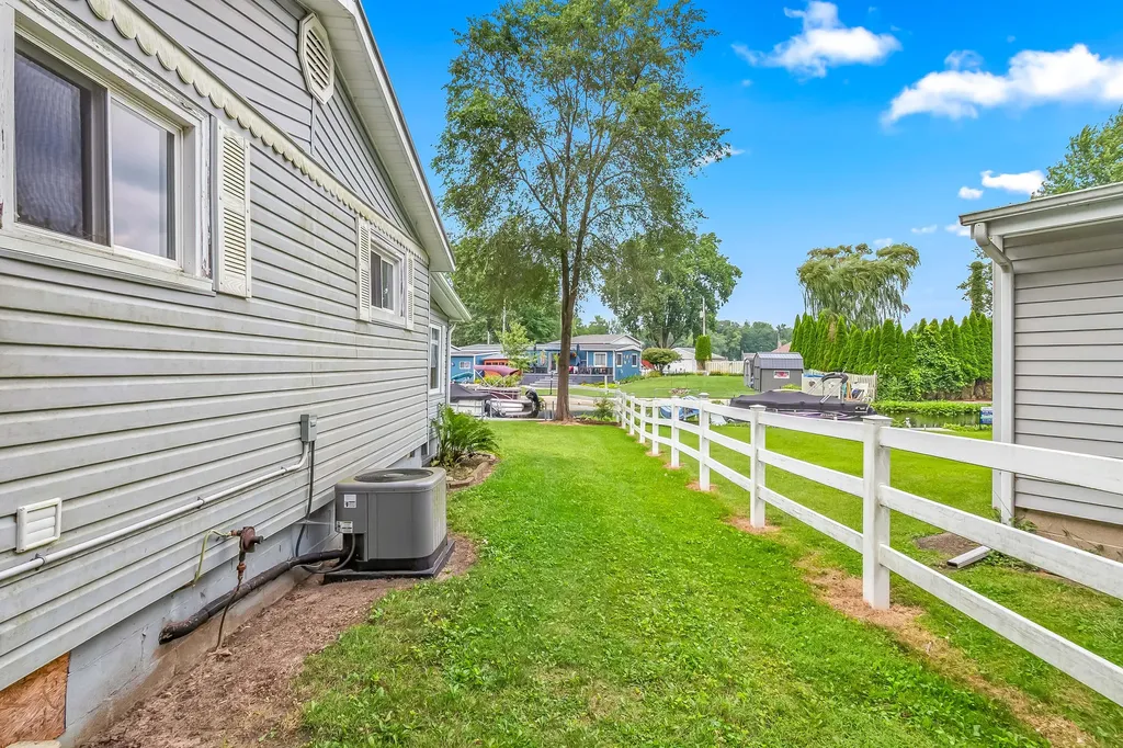 482 Swan Lane Ovid Township MI 49036