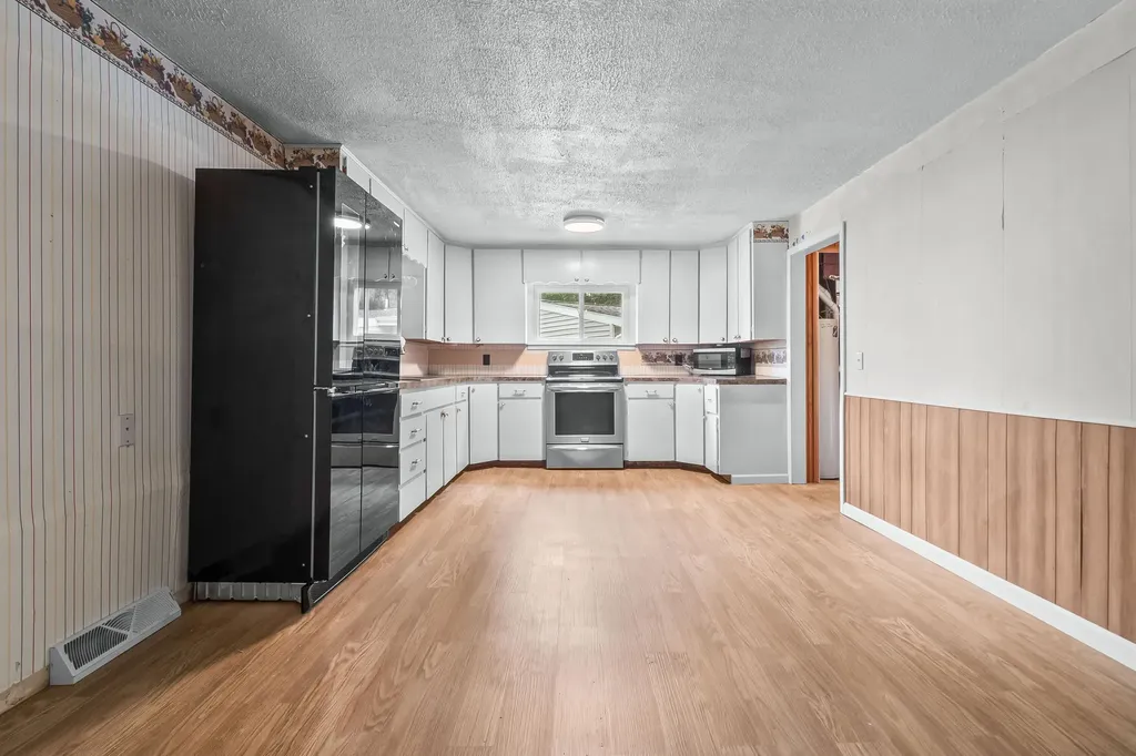 482 Swan Lane Ovid Township MI 49036