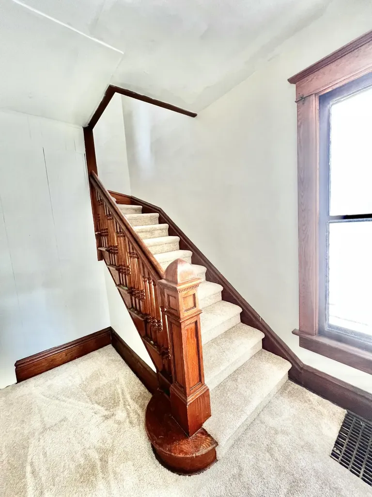 86 S Howell Street Hillsdale City MI 49242