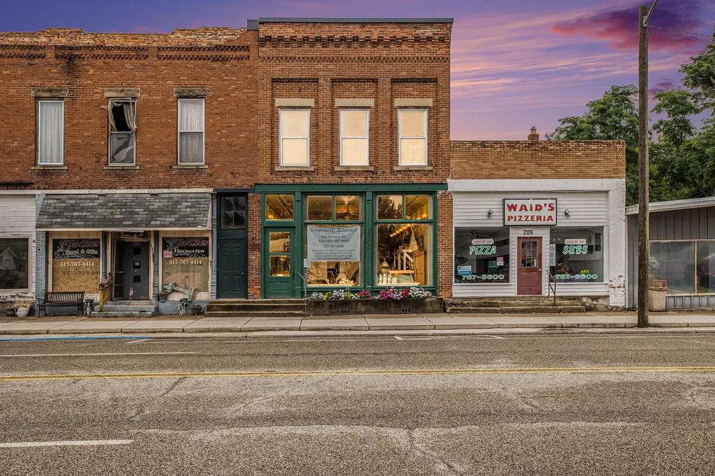 207 S Main Street Tekonsha Village MI 49092