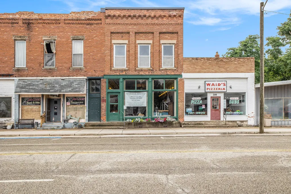 207 S Main Street Tekonsha Village MI 49092