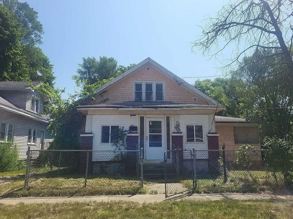 186 Howland Street Battle Creek City MI 49037
