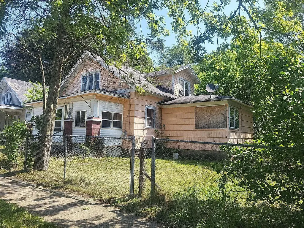 186 Howland Street Battle Creek City MI 49037
