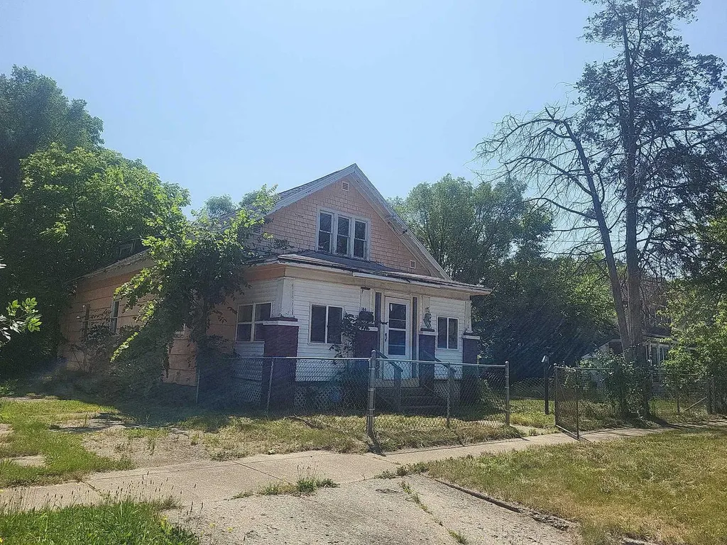 186 Howland Street Battle Creek City MI 49037