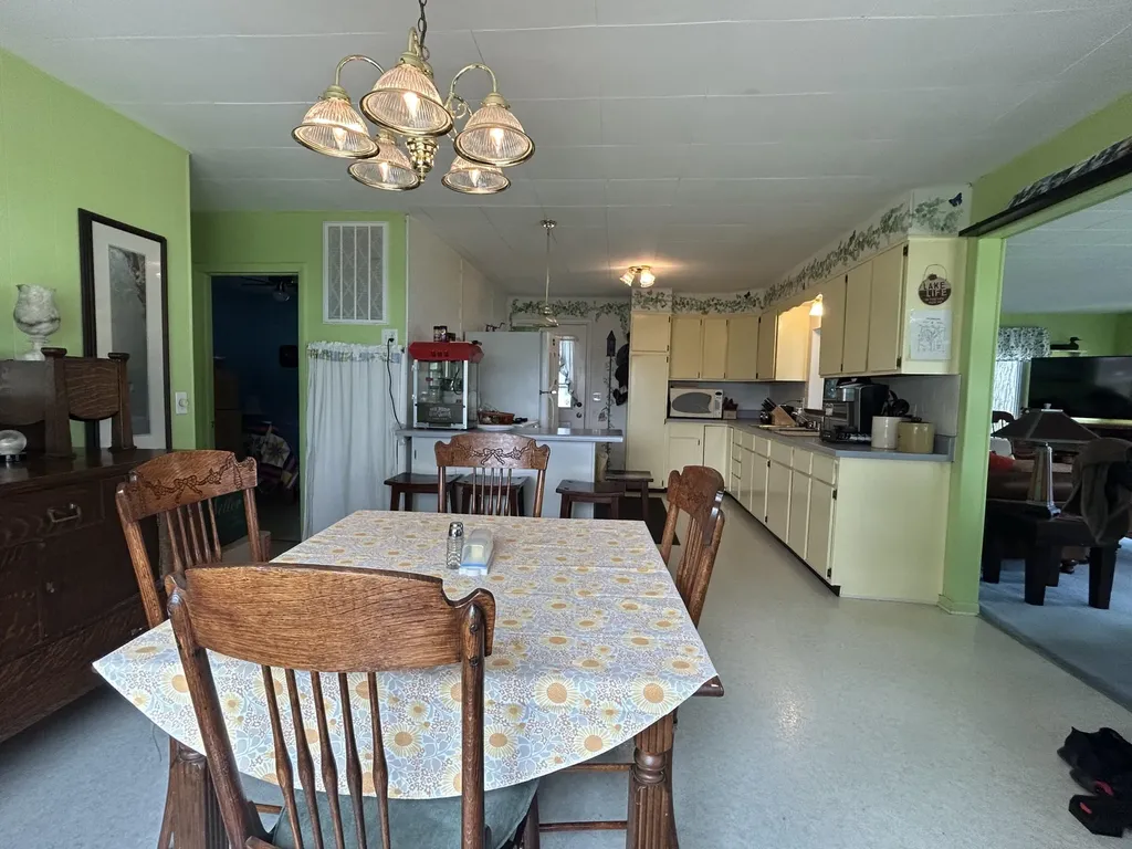 12232 Maple Hillsdale Co. Street Camden Township MI 49255