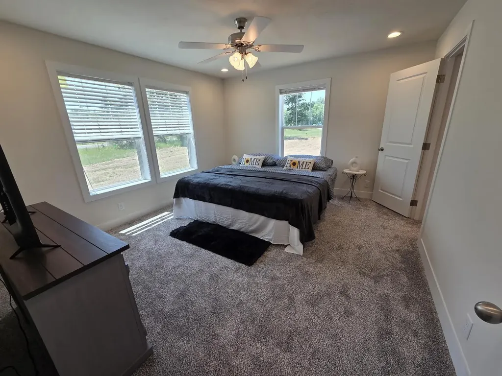 19068 W Yankee Road Reynolds Township MI 49336