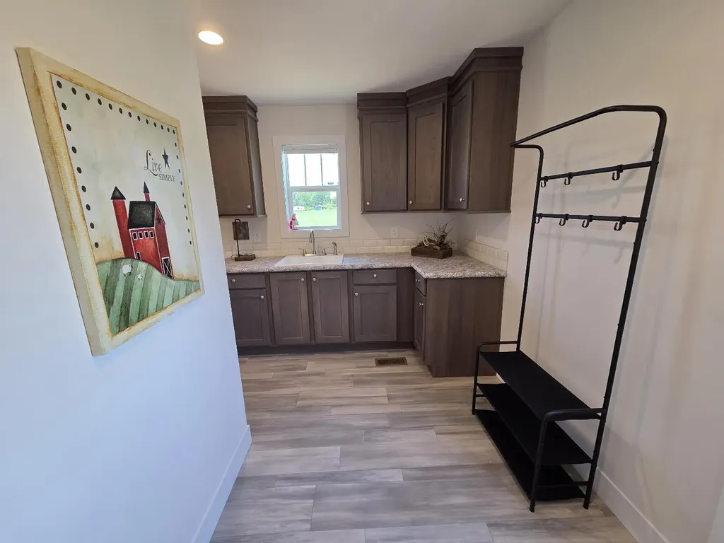 19068 W Yankee Road Reynolds Township MI 49336