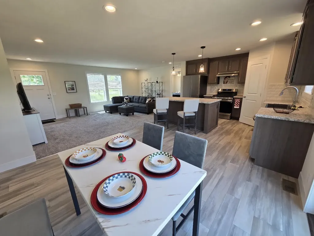 19068 W Yankee Road Reynolds Township MI 49336
