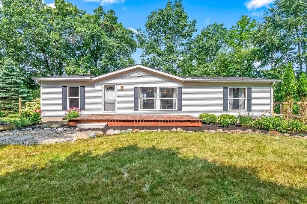 271 E Autumn Lane Kinderhook Township MI 49036