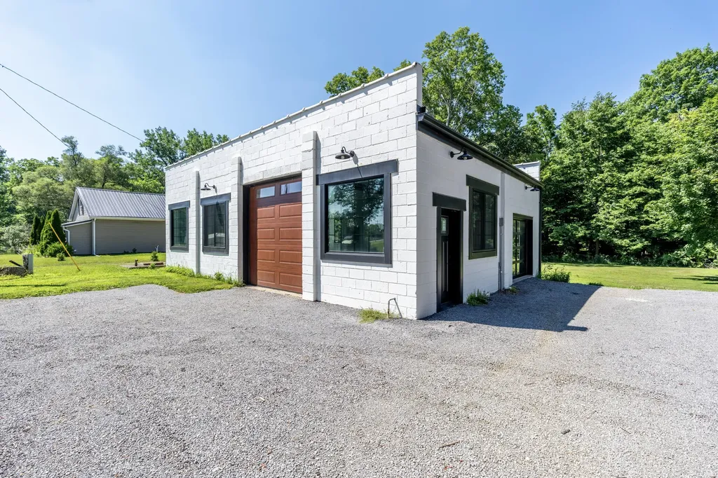 786 W Colon Road Matteson Township MI 49028