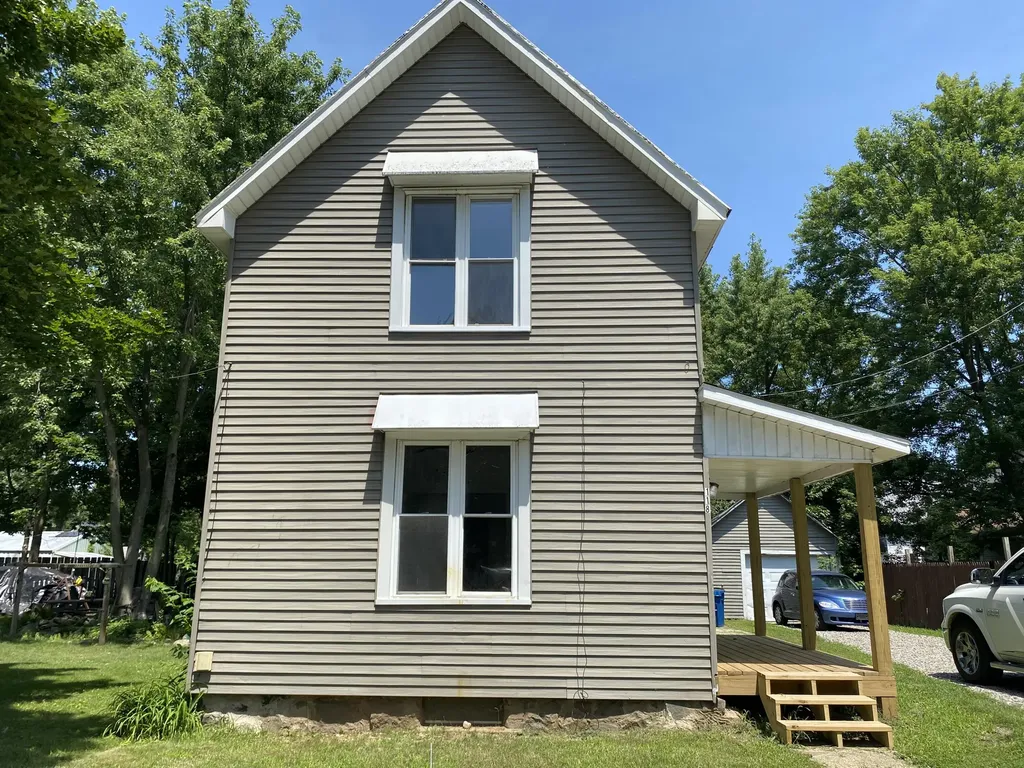 118 Peckham Street Coldwater City MI 49036