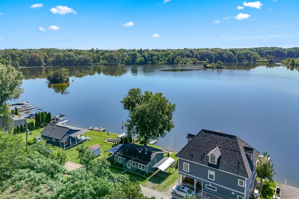 185 Bluegill Lane Coldwater City MI 49036