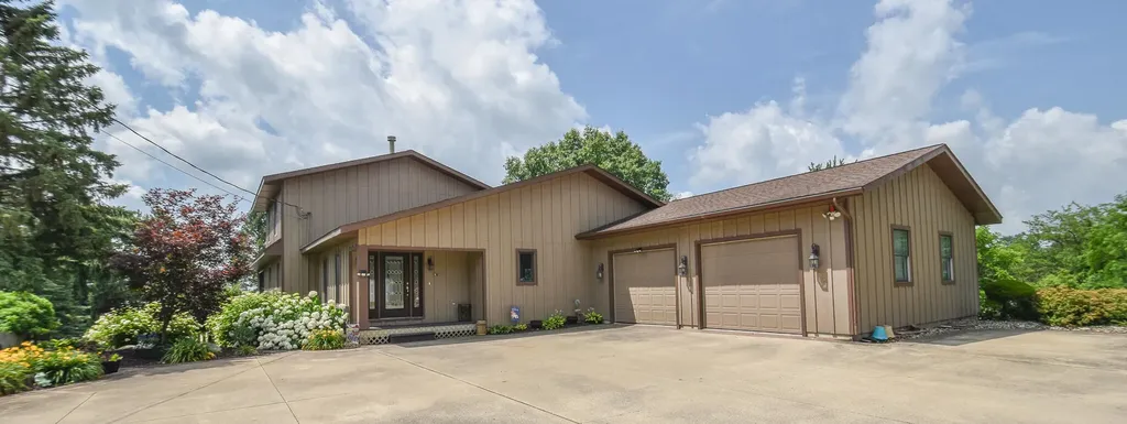 214 Narrows Road Coldwater City MI 49036