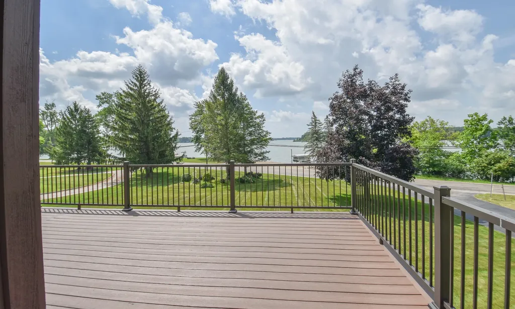214 Narrows Road Coldwater City MI 49036