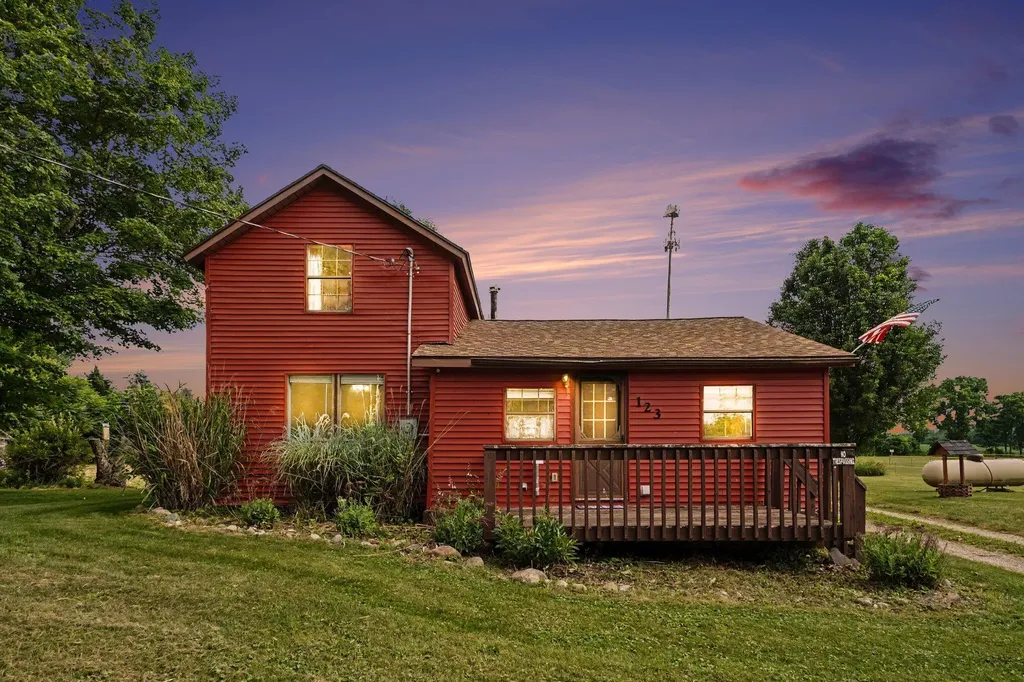 123 E North Street Burlington Village MI 49029