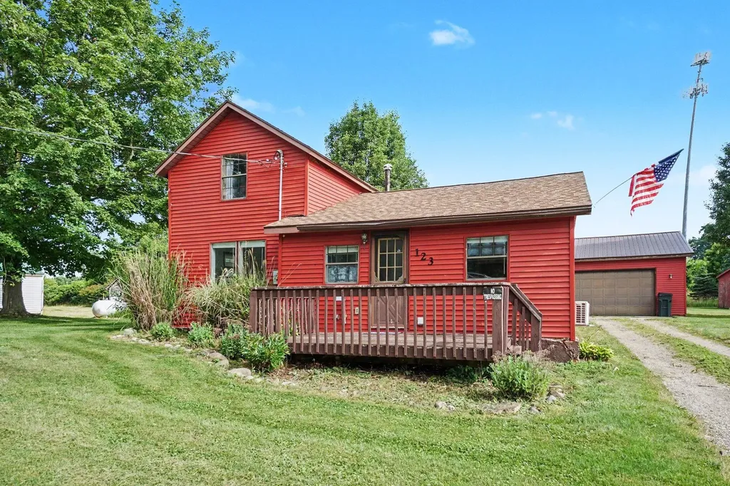 123 E North Street Burlington Village MI 49029