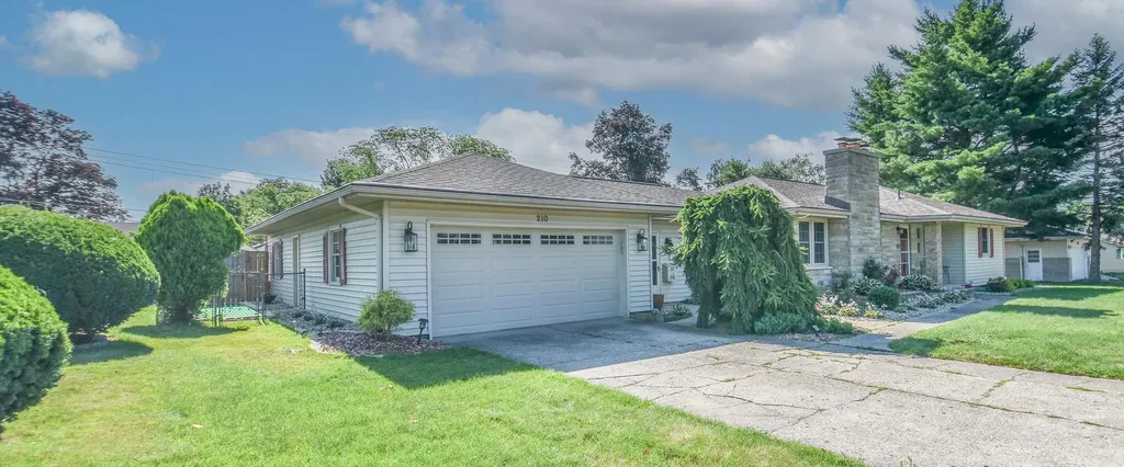210 Maplecrest Street Sturgis City MI 49091
