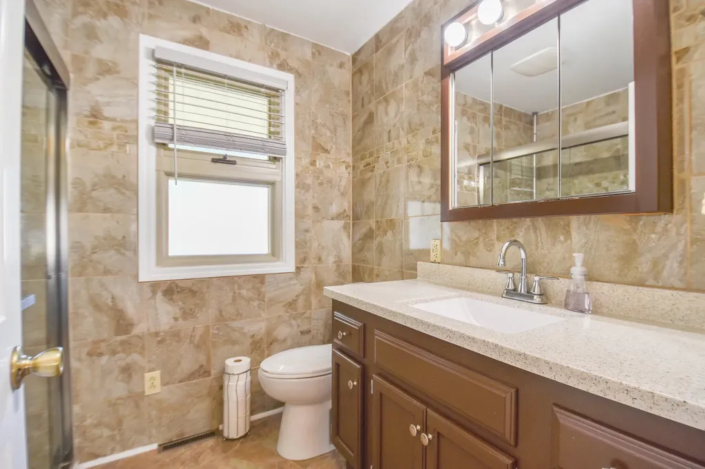 210 Maplecrest Street Sturgis City MI 49091