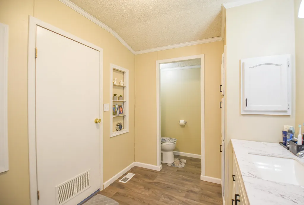 2856 W Carleton Road Hillsdale City MI 49242