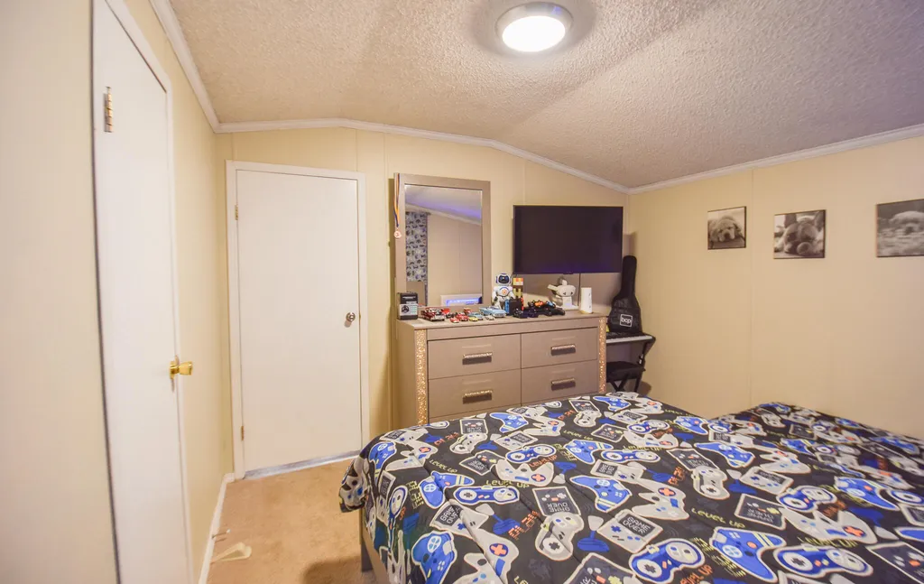 2856 W Carleton Road Hillsdale City MI 49242