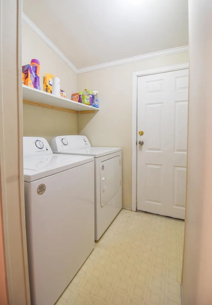 2856 W Carleton Road Hillsdale City MI 49242