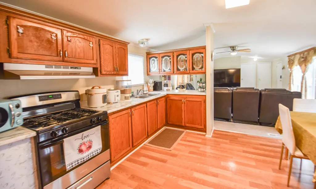 2856 W Carleton Road Hillsdale City MI 49242