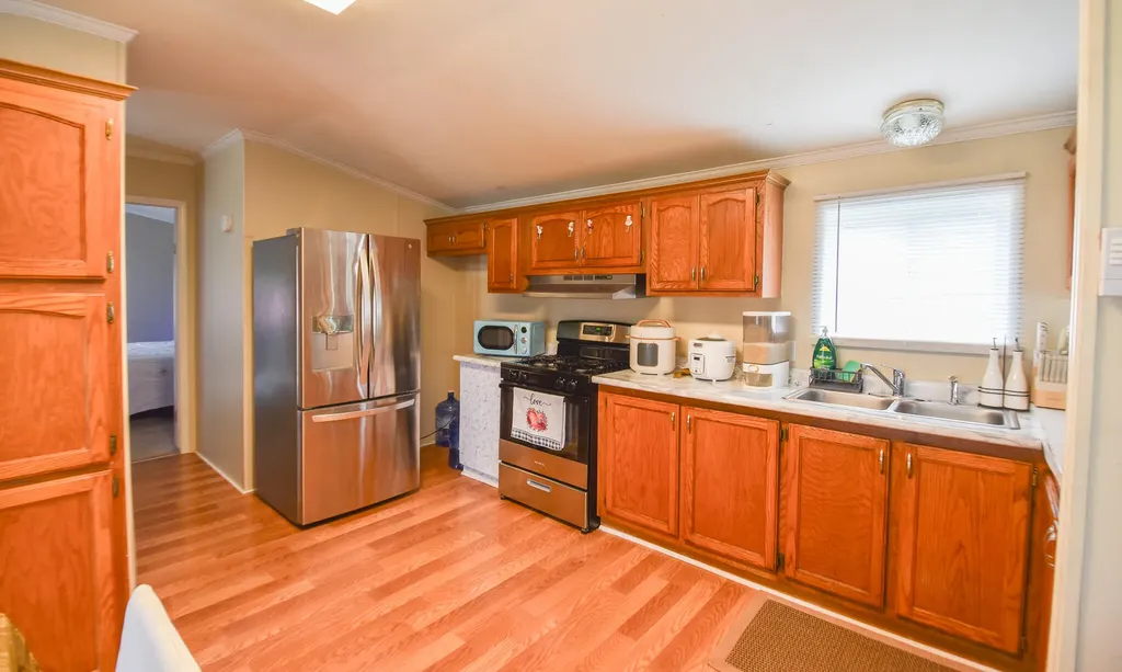 2856 W Carleton Road Hillsdale City MI 49242