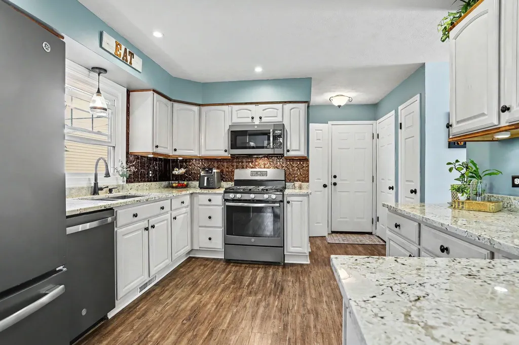 606 S Lincoln Street Charlotte City MI 48813